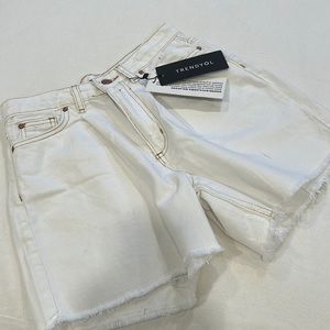 NWT Trendyol White‎ Denim Shorts